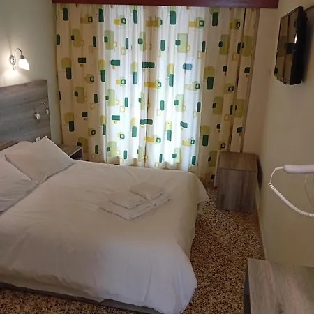 Hermes 2* Agia Marina (Aegina)